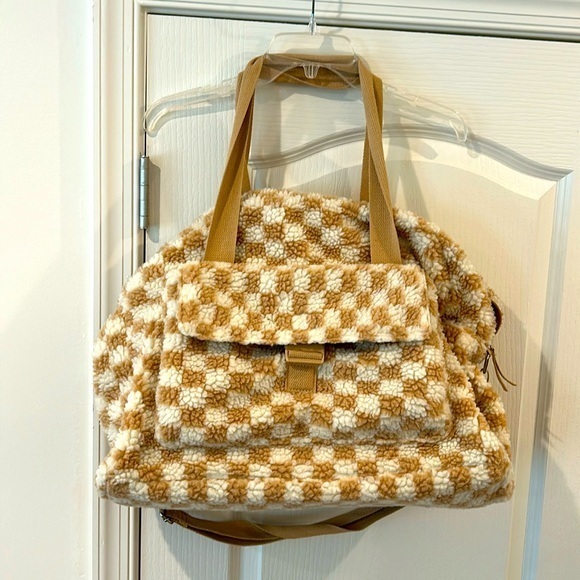 Tan and White checkered plaid teddy sherpa overnight duffle bag! - Picture 1 of 7